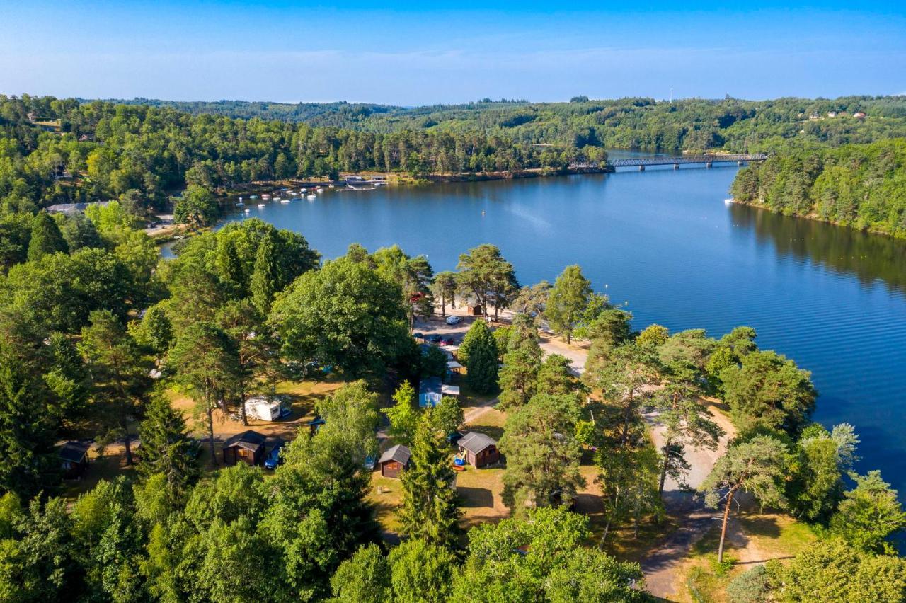 Camping Du Lac Marcillac-la-Croisille Esterno foto