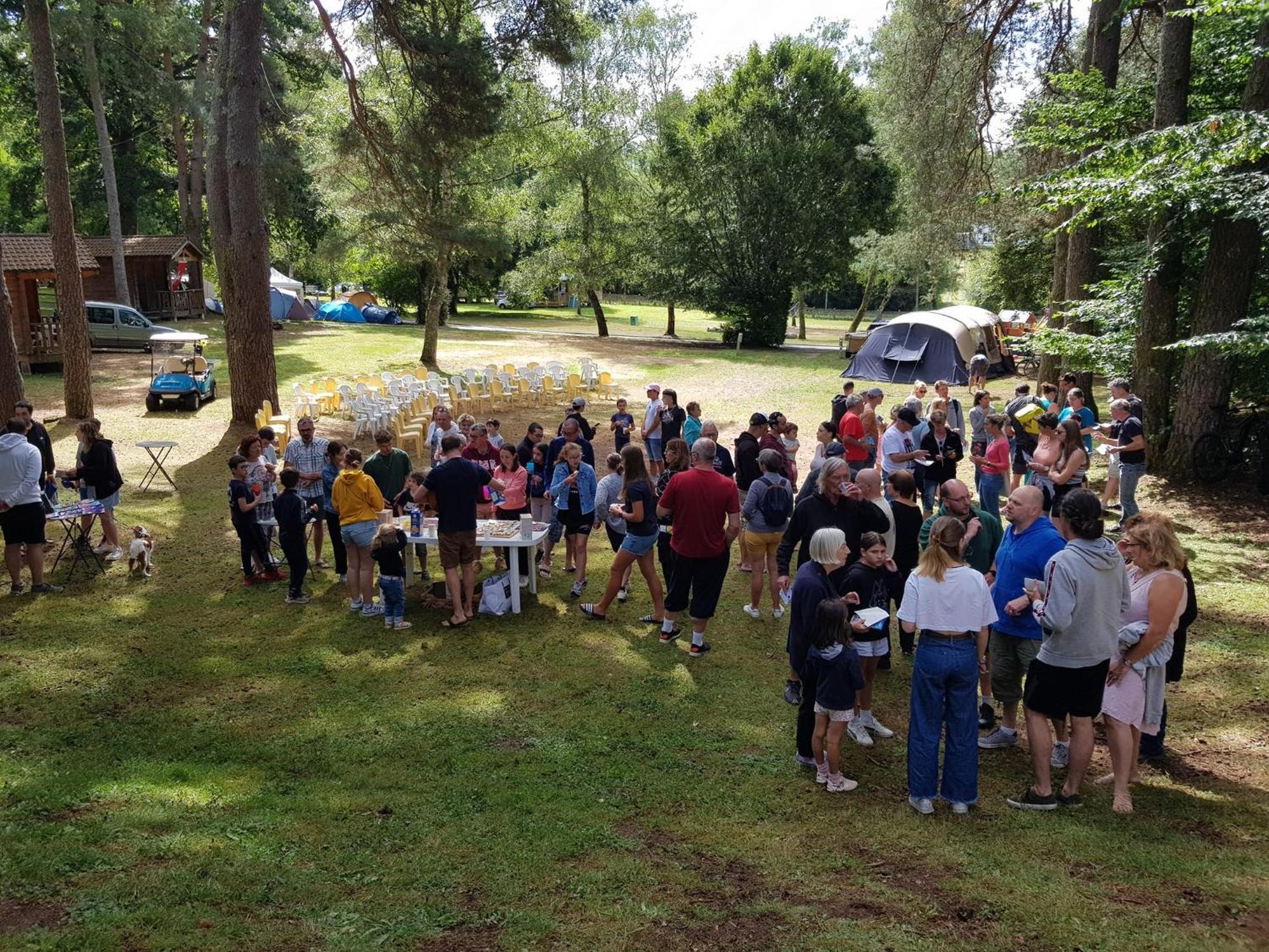 Camping Du Lac Marcillac-la-Croisille Esterno foto